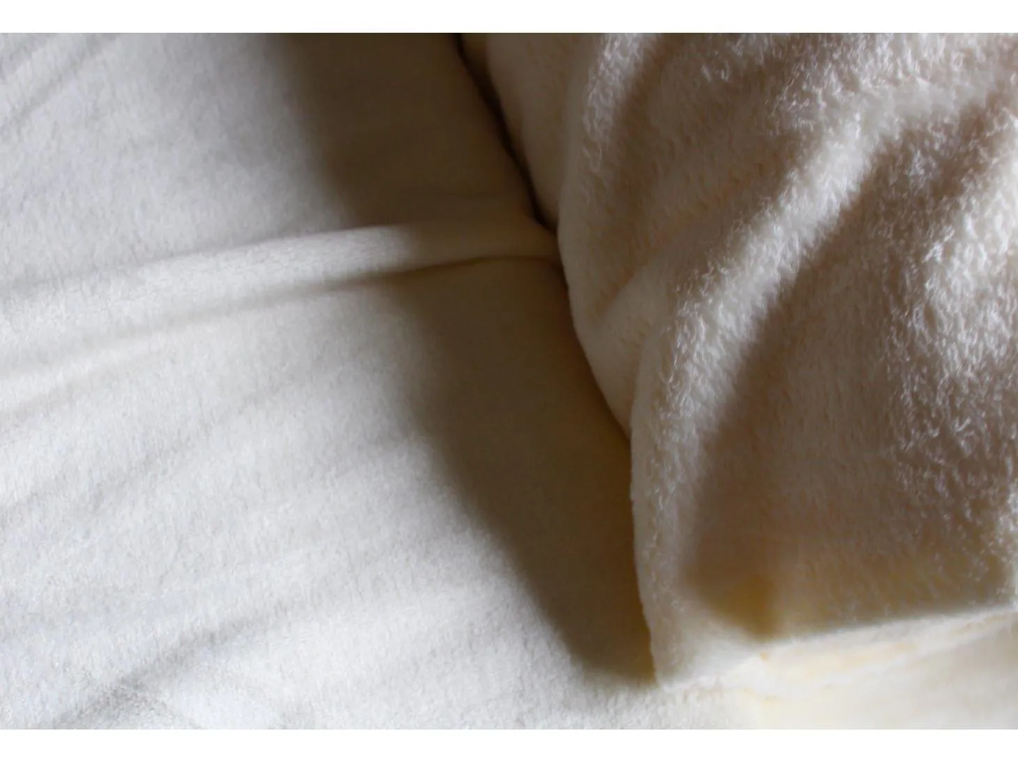 CREAM Luxury Fleece  Fabric 400 gsm - 150 cms -  Thick and Luxurious